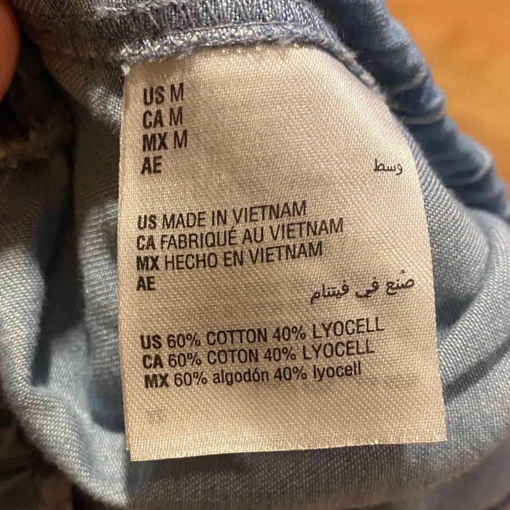 Morgan Taylor Women's Denim Blue Cargo Shorts - Image 4