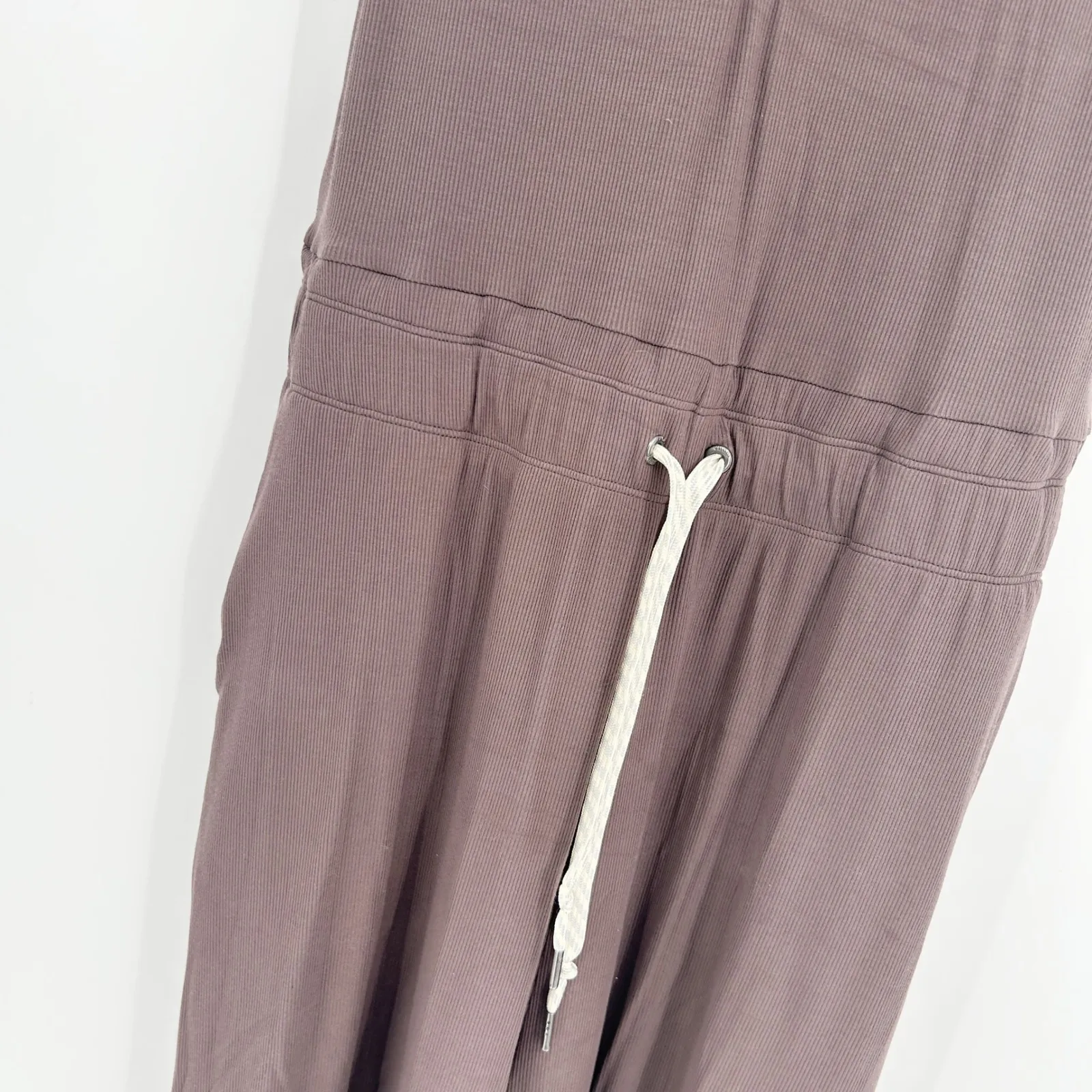 Vuori Womens Ribbed Knit Pose Henley Athleisure Jumpsuit Size M Chocolate Brown - Image 5