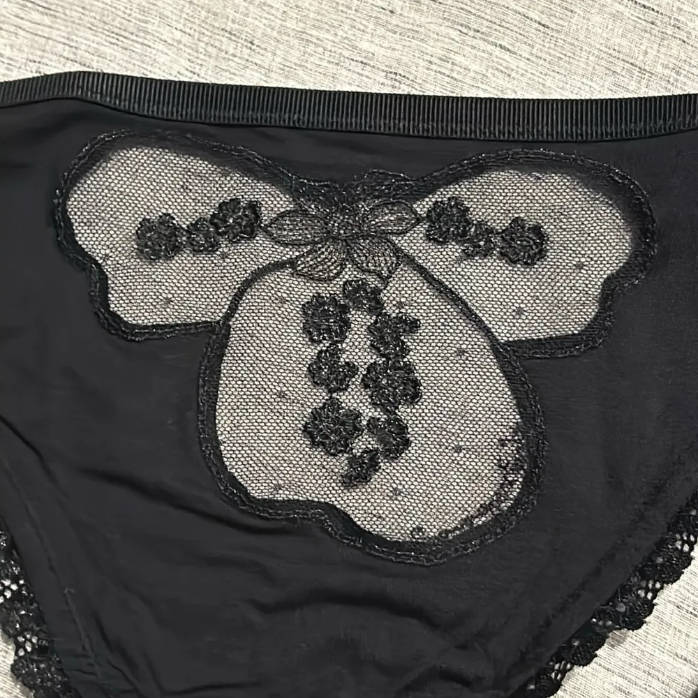 Savage x Fenty A Peek Behind The Lace String Bikini - Image 6