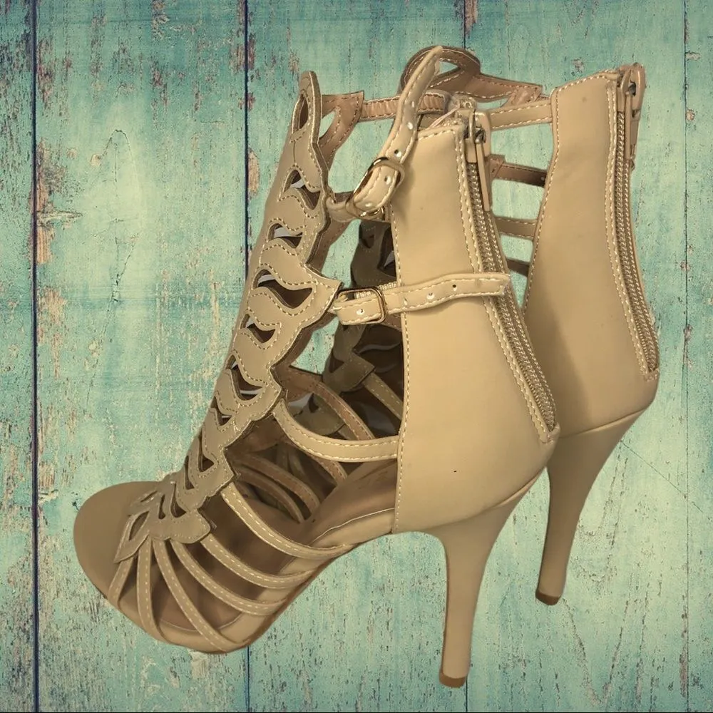 Glaze brand strappy heels! Very nice Nwot - Image 7