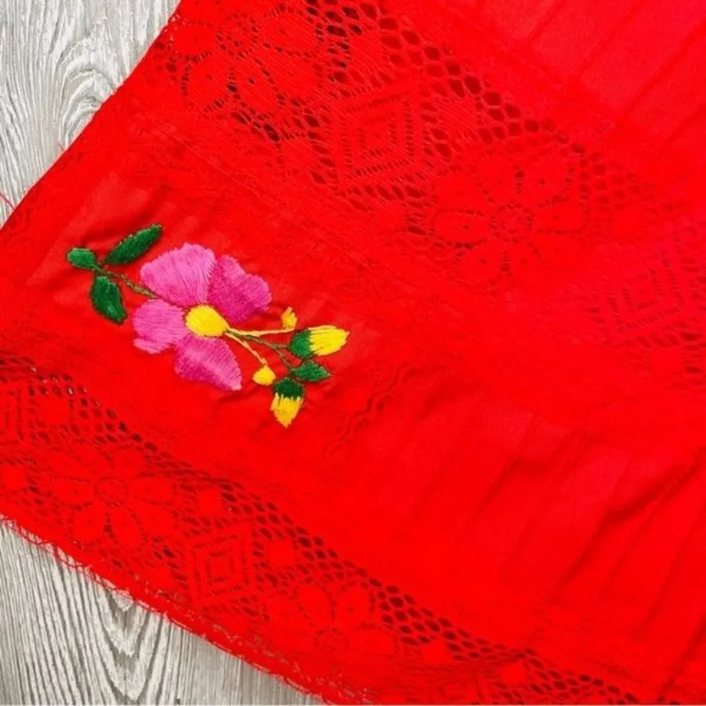 Vintage Mexican Spanish style off the shoulder lace embroidered hem fiesta dress Red Size M - Image 5