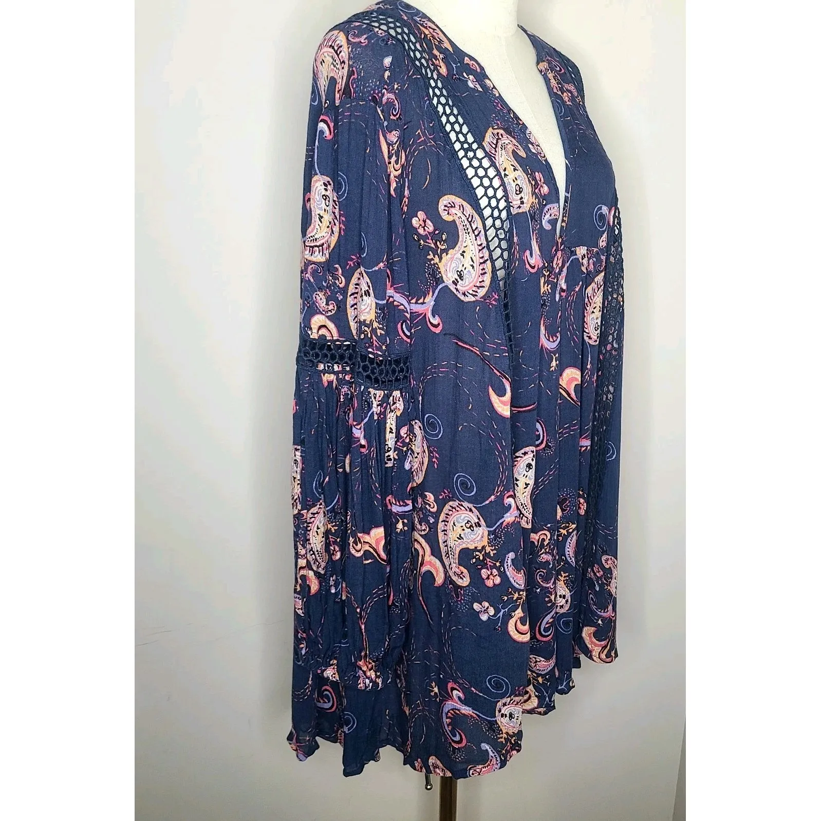 Free People Women's Blue Boho Just the Two of Us Paisley Mini Dress‎ Tunic Sz M - Image 4