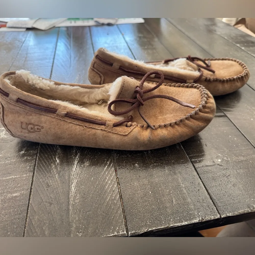 UGG Dakota Slipper Moccasin Tan‎ Woman’s Size 8 - Image 3
