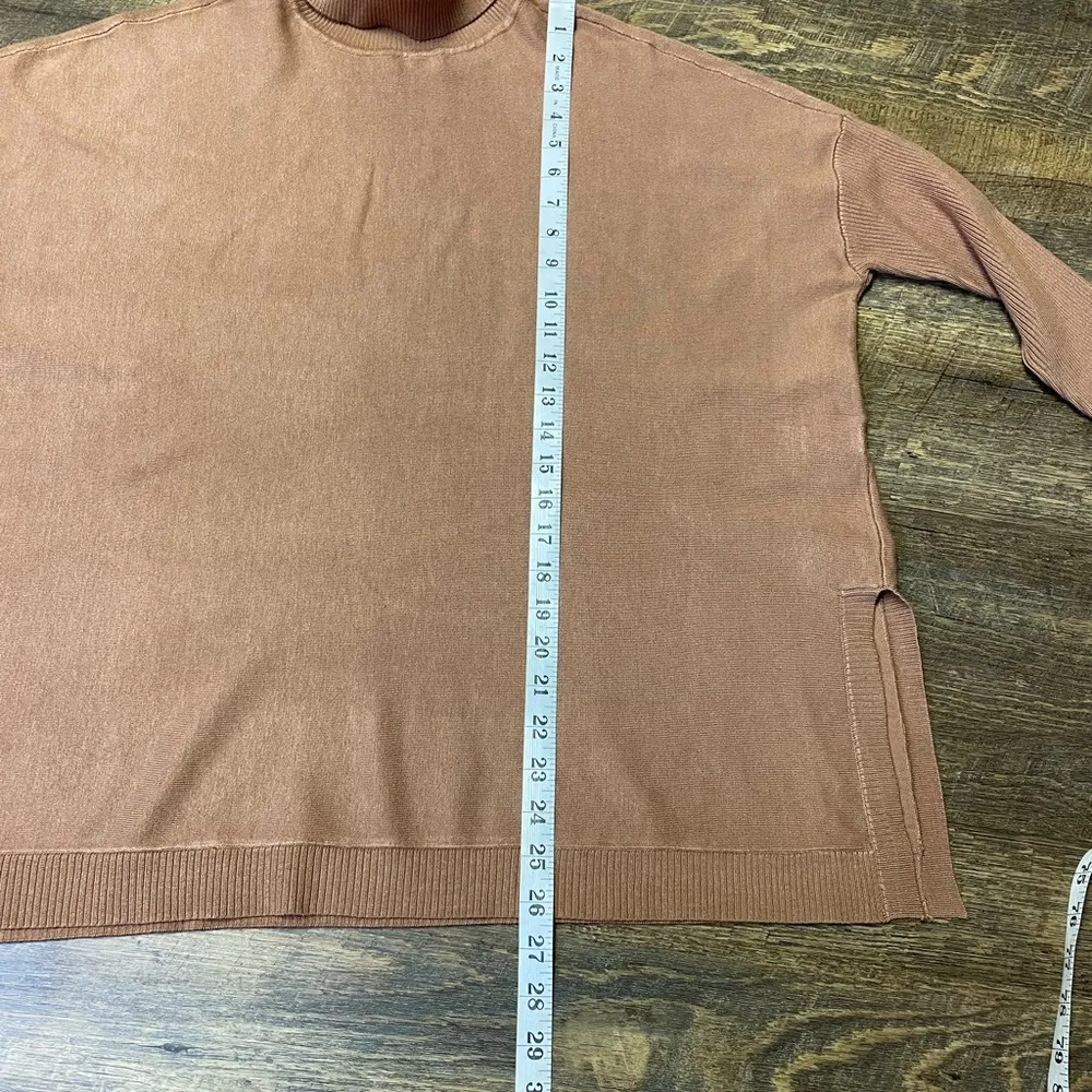 Turtleneck Tunic Sweater Lightweight Women’s Medium Tan Camel - Image 6
