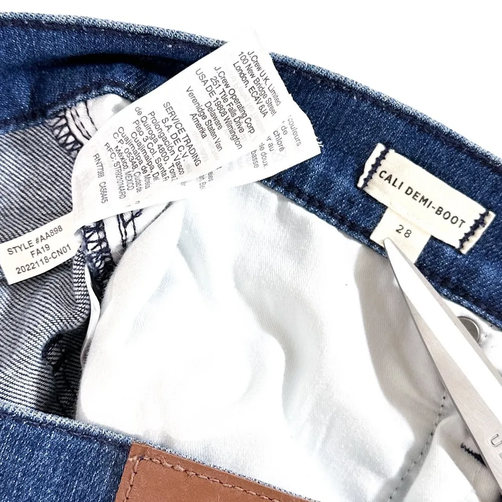 Madewell Cali Demi-Boot Jeans Star Mini Flare High Rise Cropped Jeans Blue 28 - Image 11