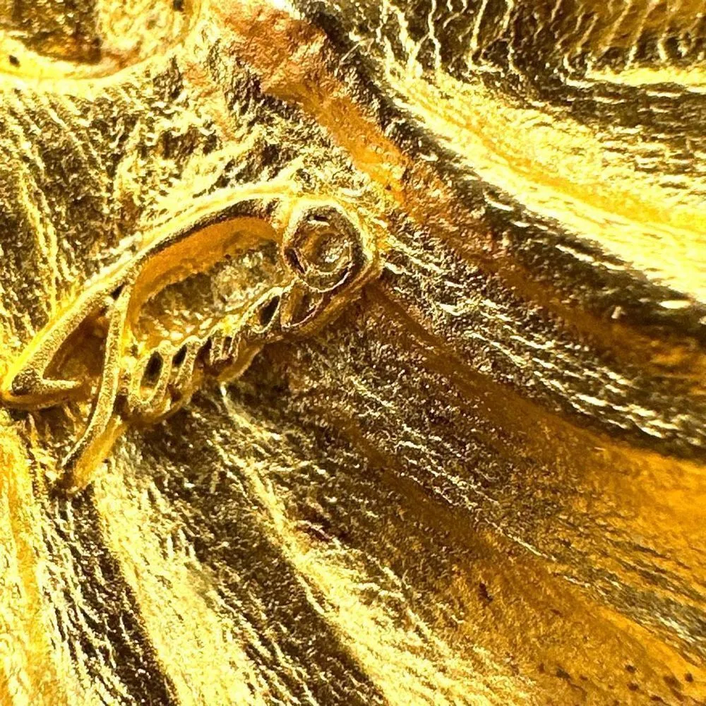 Tara vintage gold tone angel brooch with a rose pin - Image 4