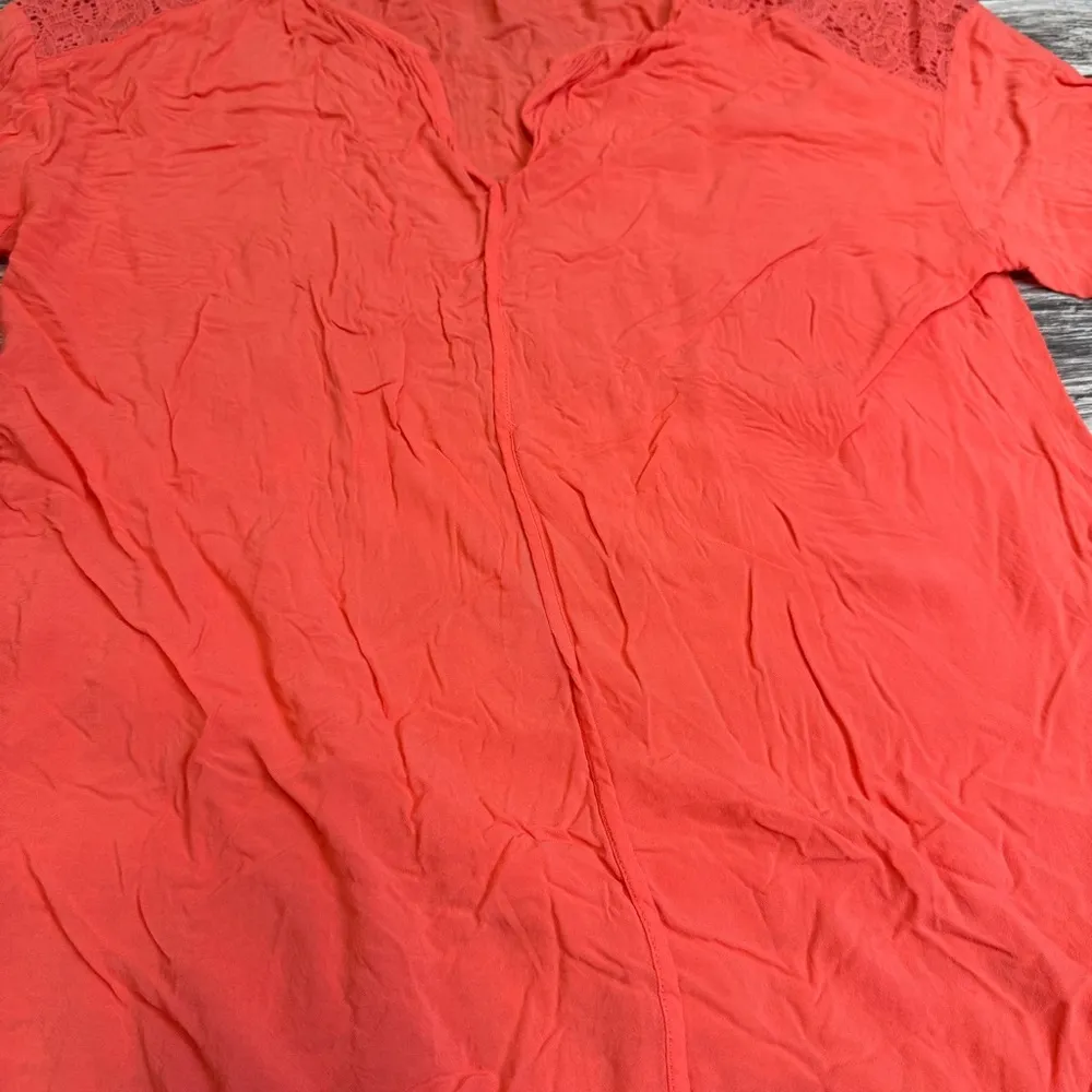 Stylus Women's Textured Lace Detail Blouse M Med Medium Coral Salmon Pink Orange - Image 5