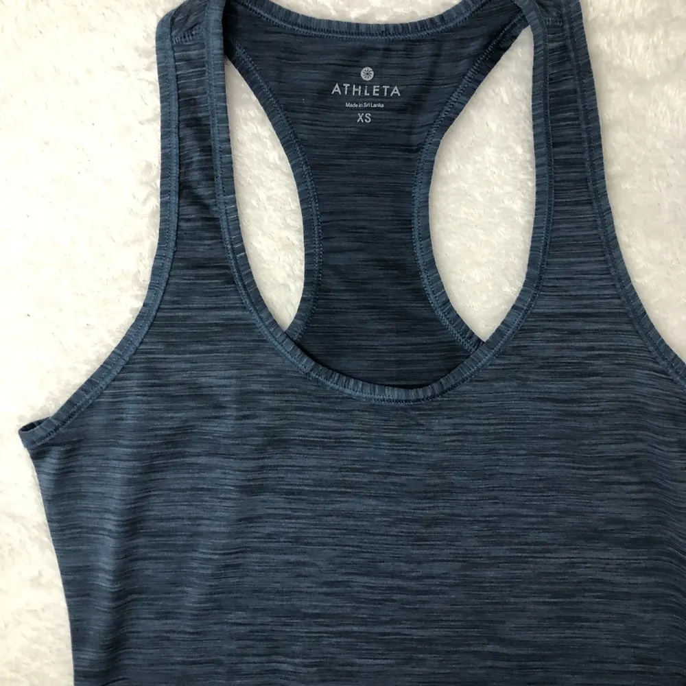 Athleta Blue Shadow Stripe Racerback Activewear Tank Top Size Extra Small - Image 3