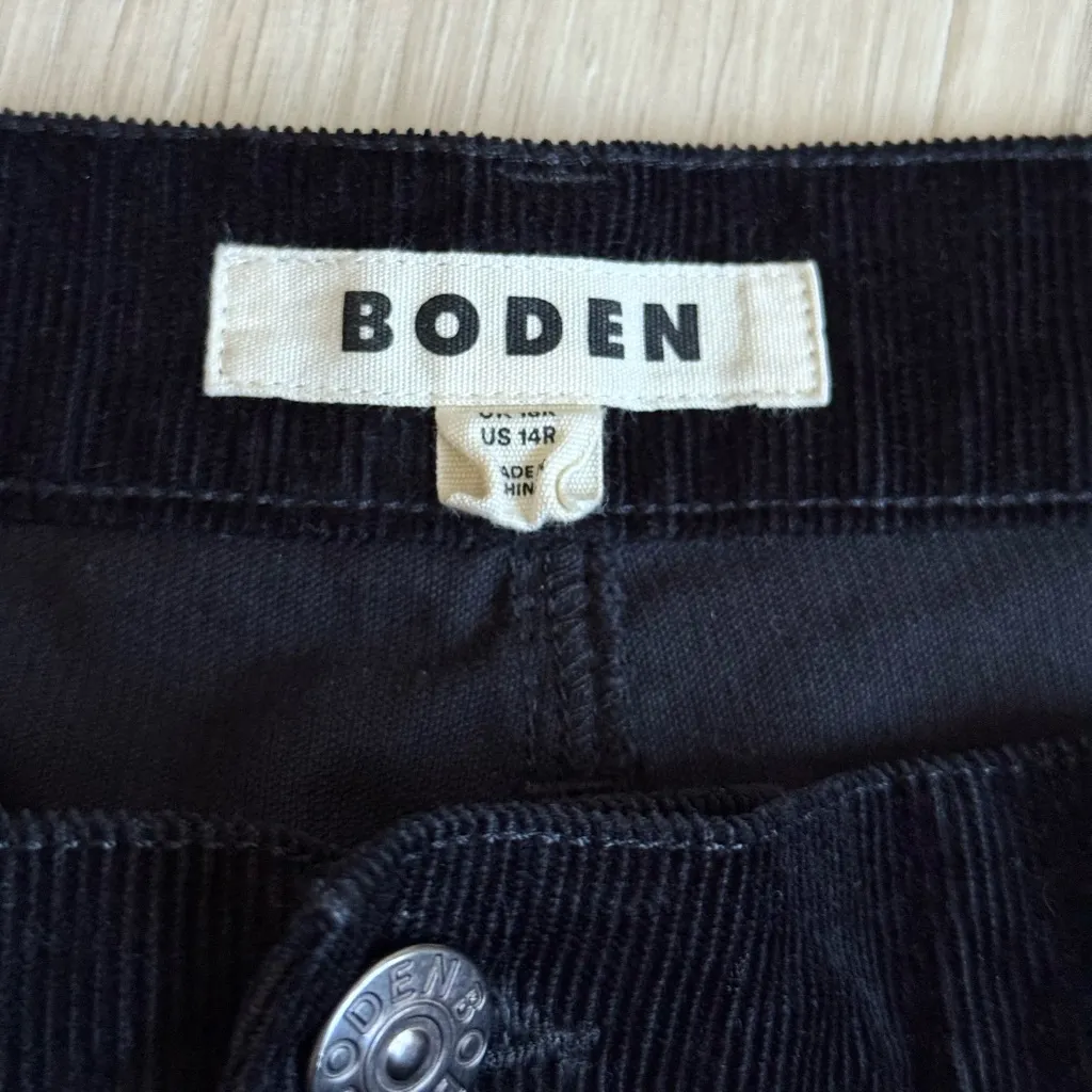 Boden Corduroy Slim Straight Jeans | Black | US 14 Regular - Image 5