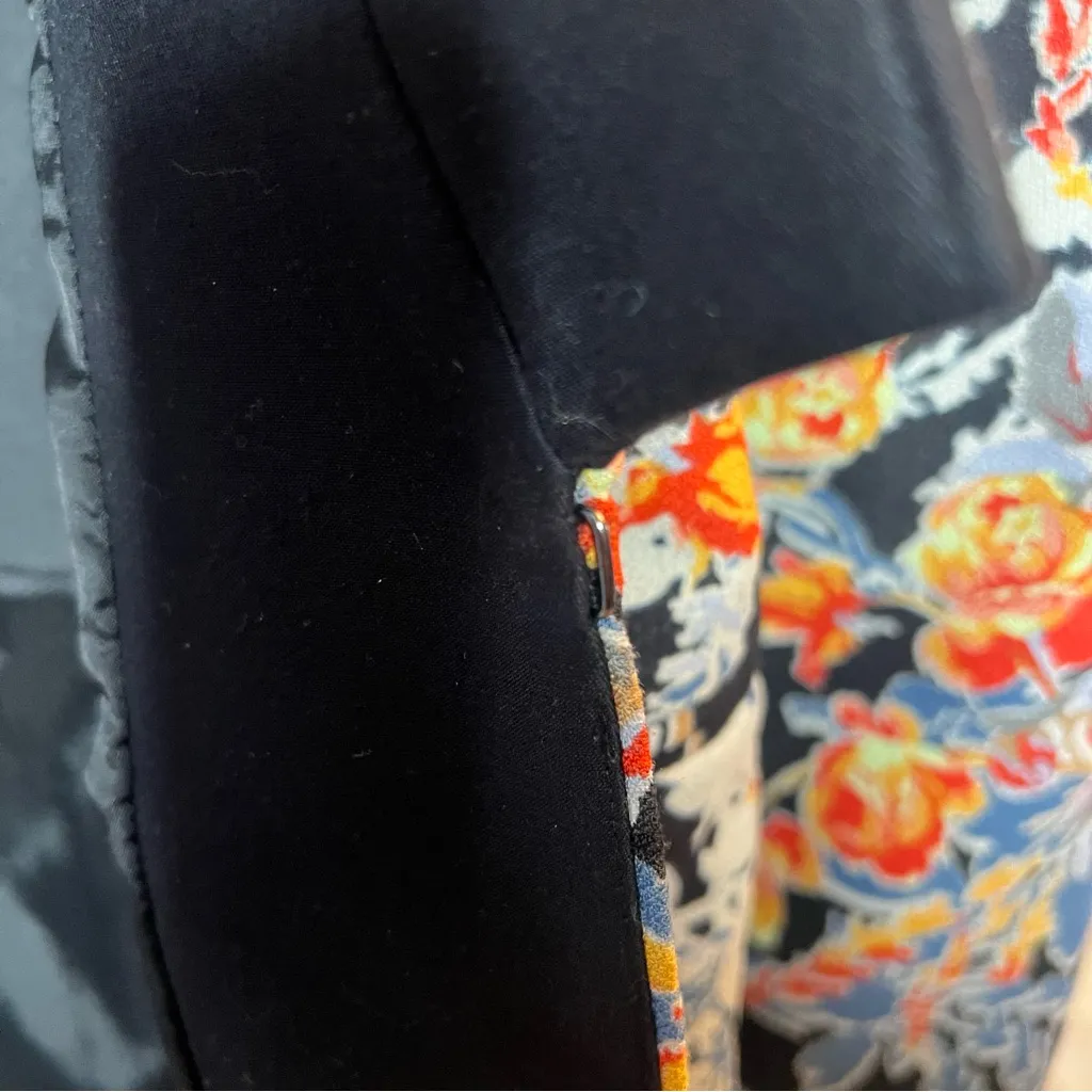 BCBGMAXAZRIA Floral Blazer Jacket Black Lapel Statement Career Chic Size M - Image 9