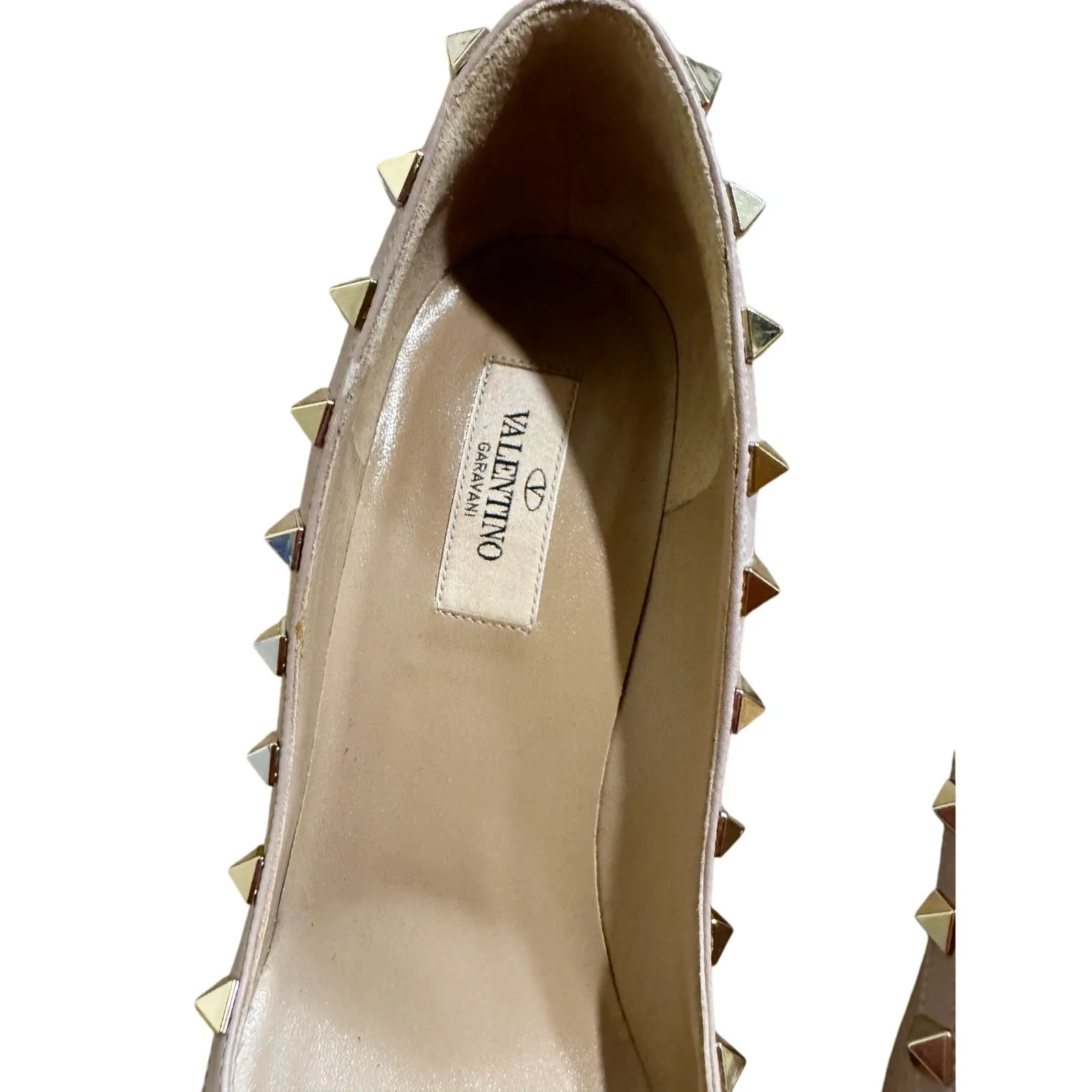 Valentino Garavani Rockstud Pumps Blush Pink Gold Studded Leather Heels 39.5 - Image 3