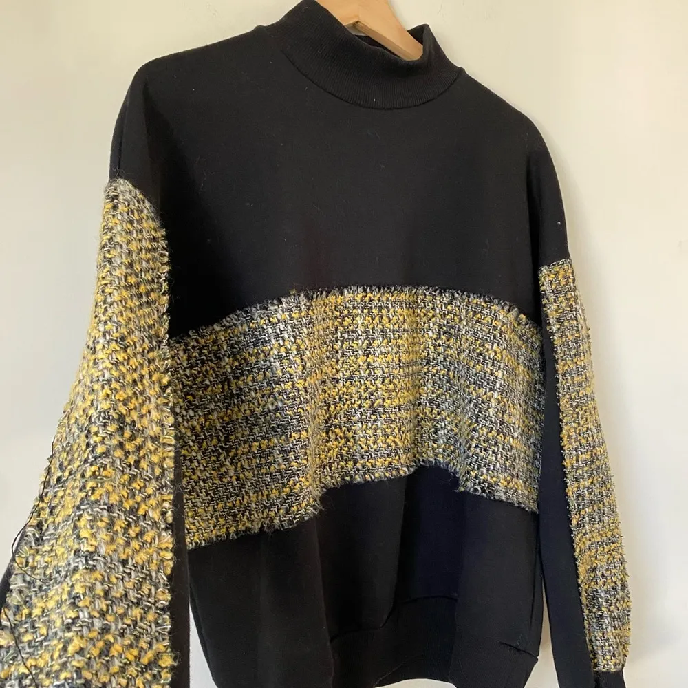 Bershka Womens Woven Black Textured Sweater Size Large - Image 5