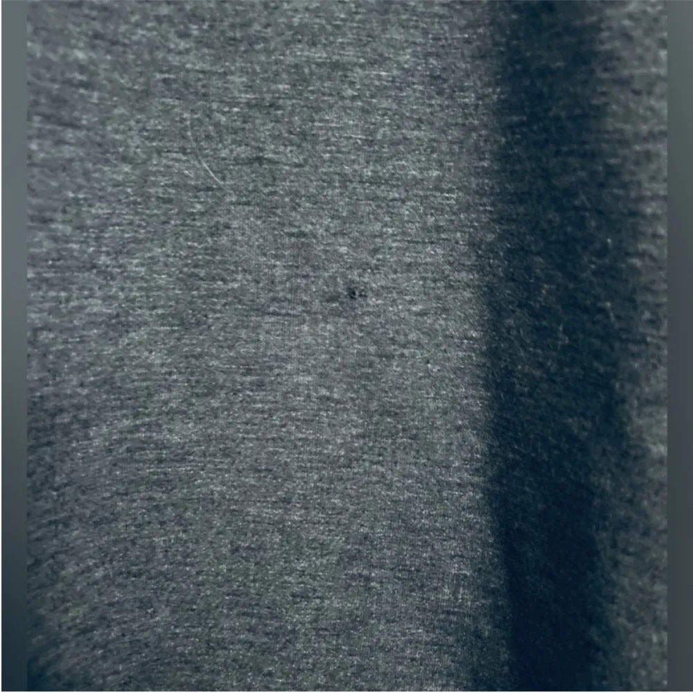 Women’s Rae Dunn Charcoal Grey Sweatshirt with Ankle Socks Size Small - Image 11