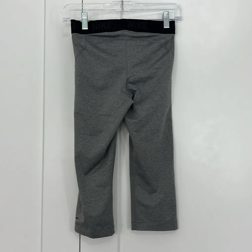 Nike Small Gray, Black Logo Athletic Legging Pro Cool Capri - Image 4