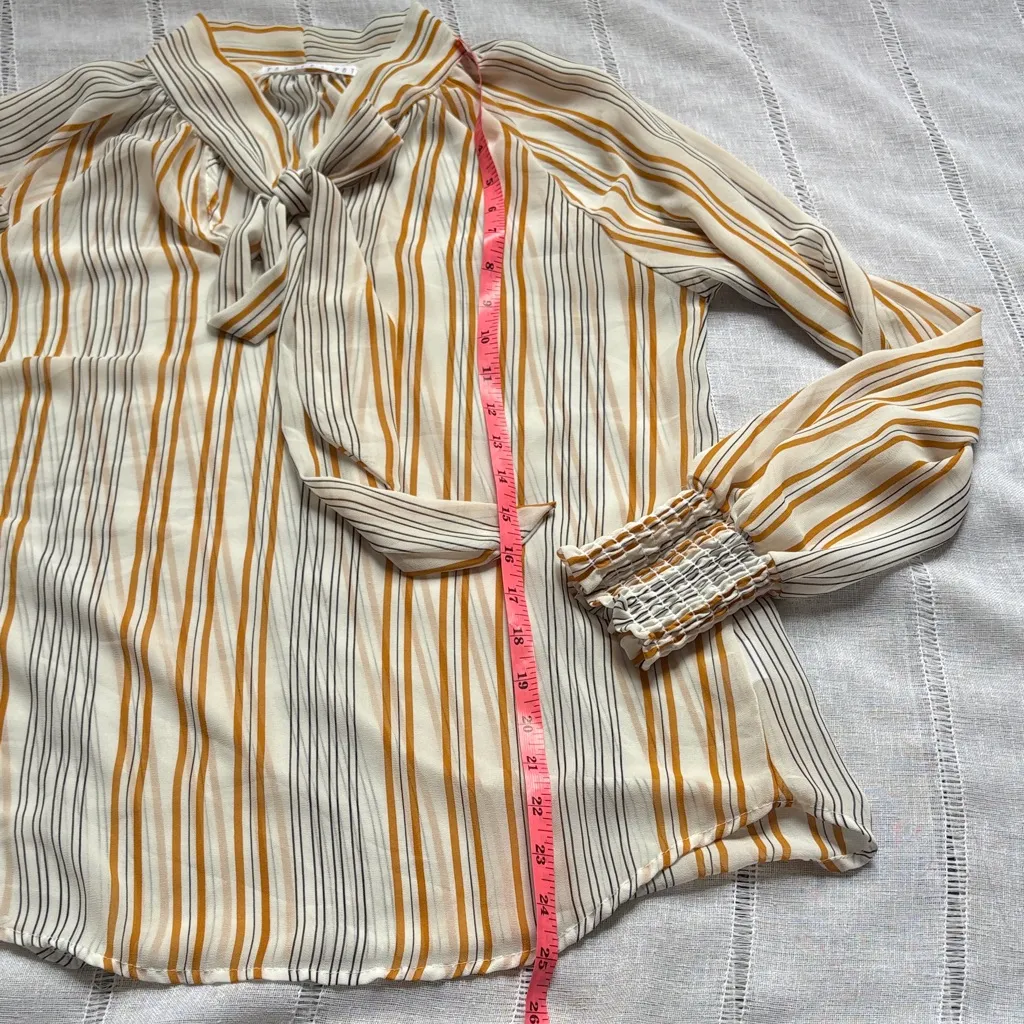 Potter's Pot White and Gold Striped Neck Tie Blouse - Image 10