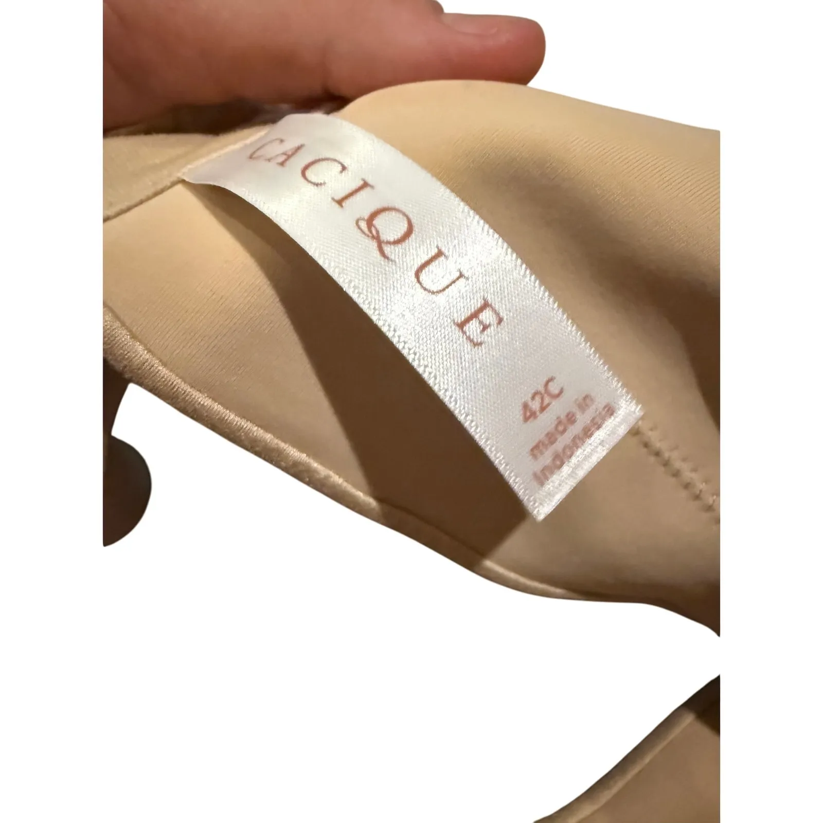 NWT Cacique Bra in Nude Sz. 42C - Image 6