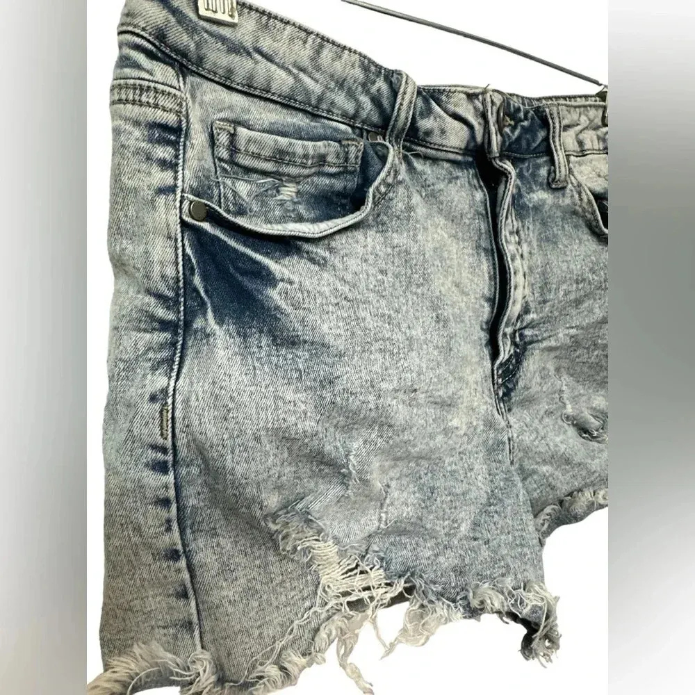 Black Label by C' Est Toi distressed denim shorts - Image 3