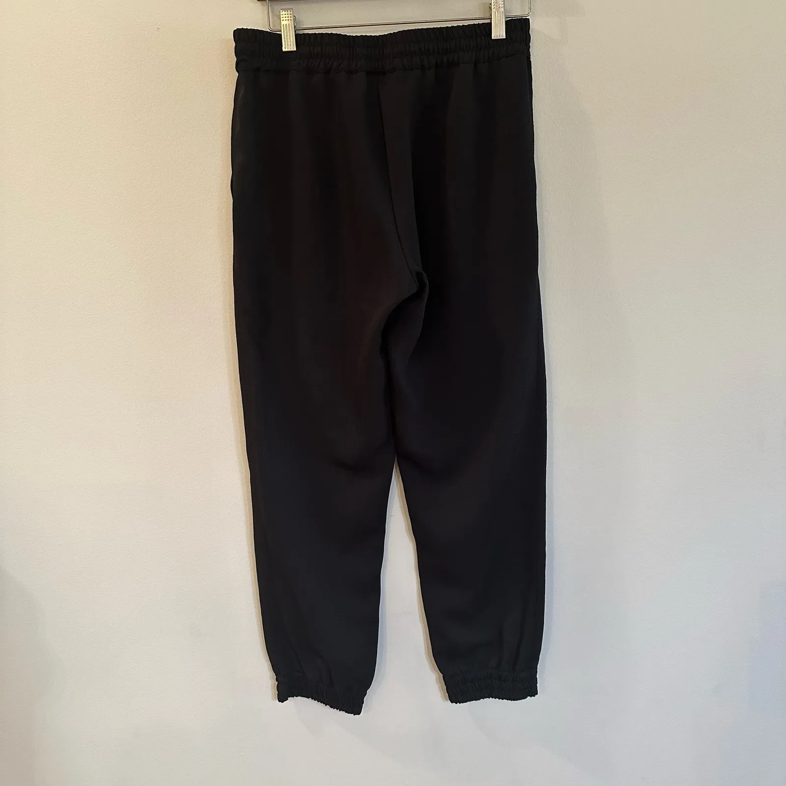 Aritzia Wilfred Black Pants sz M Black Dress Joggers Pull On Pants - Image 7
