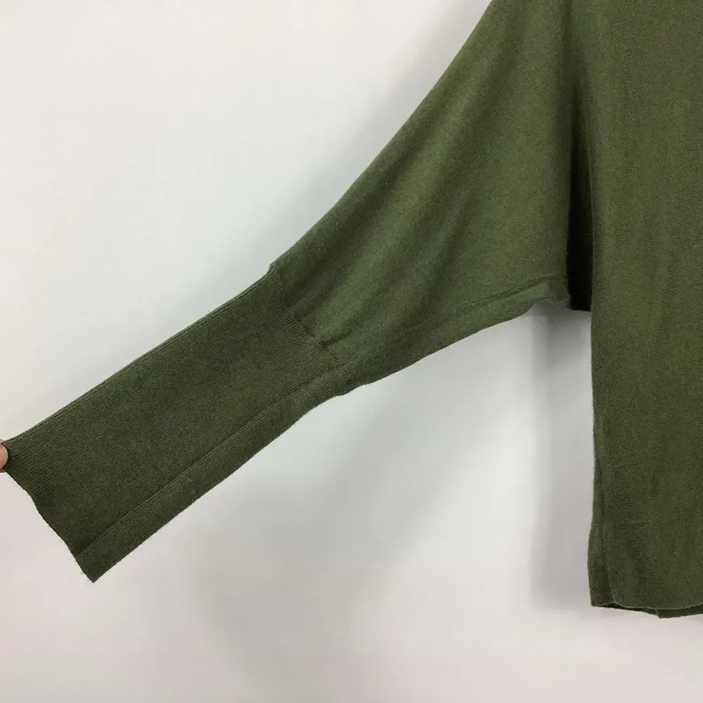 Cabi #5461 Twofer Pullover Cropped Sweater Size Large - Image 2