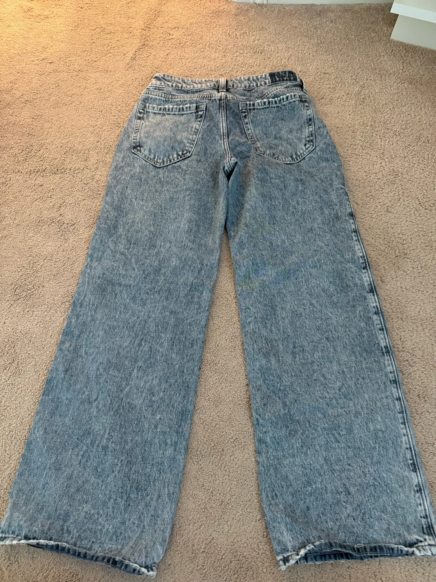 Hollister Low-Rise Jeans Baggy Light Wash - Image 2