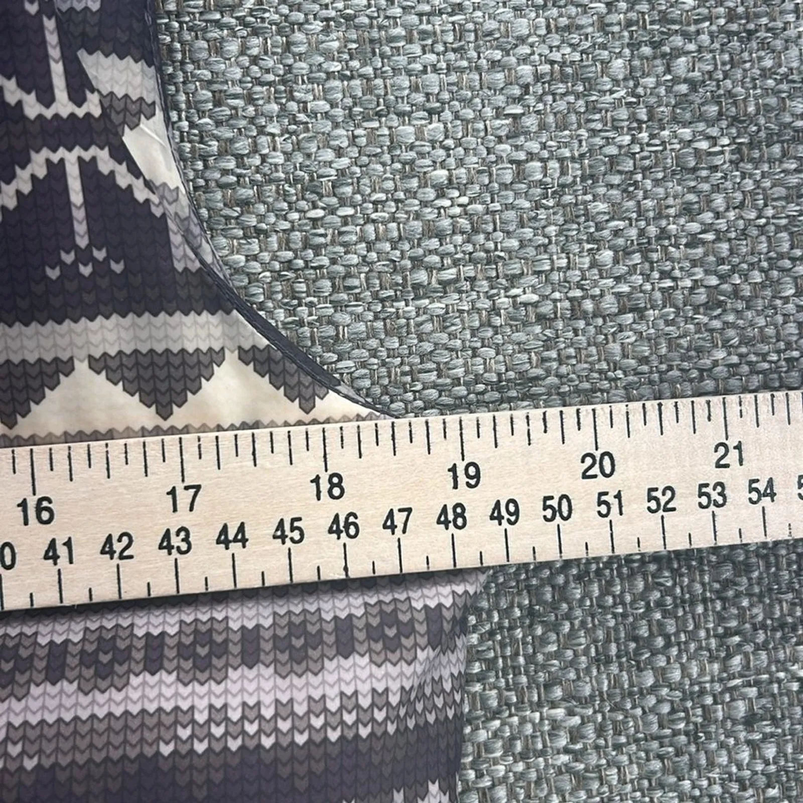 Tommy Hilfiger Puffer Vest Medium‎ Brown Down Feather Fair Isle - Image 3