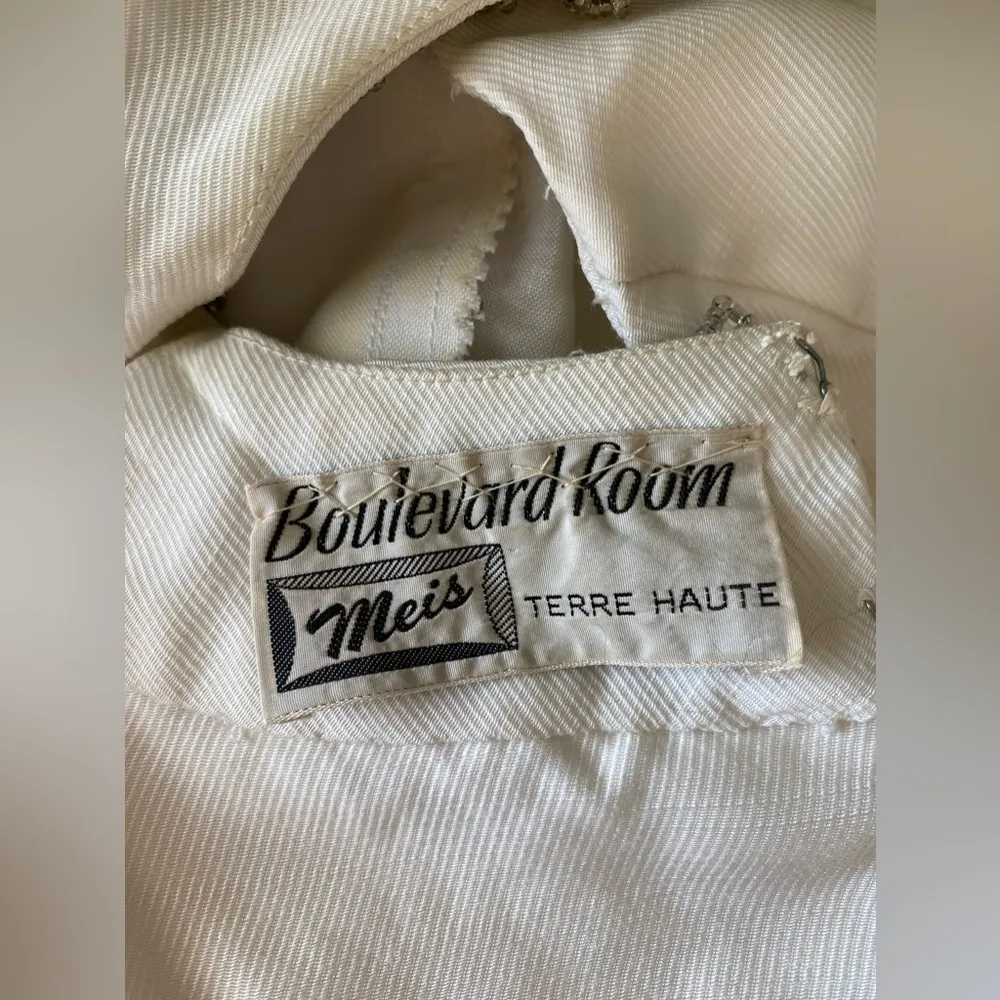 Vintage 1950s Boulevard Room White Keyhole Embellished Maxi Dress Size M - Image 7
