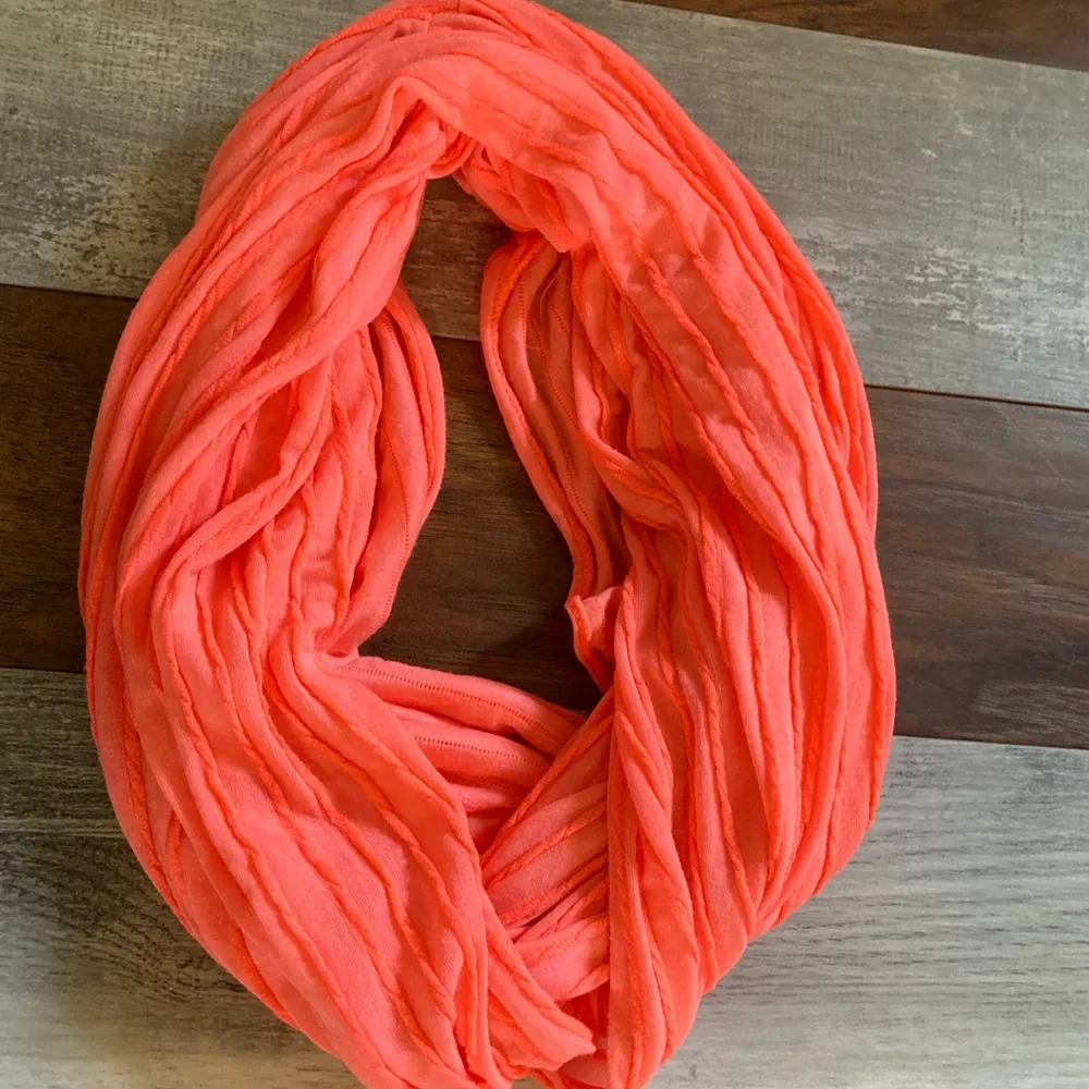 New Bright Peachy Infinity Scarf - Image 2