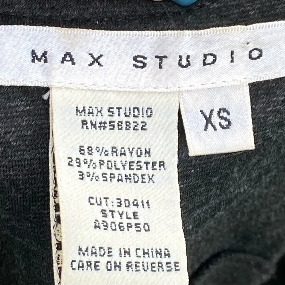 Max Studio  Sleeveless Dress - Image 13