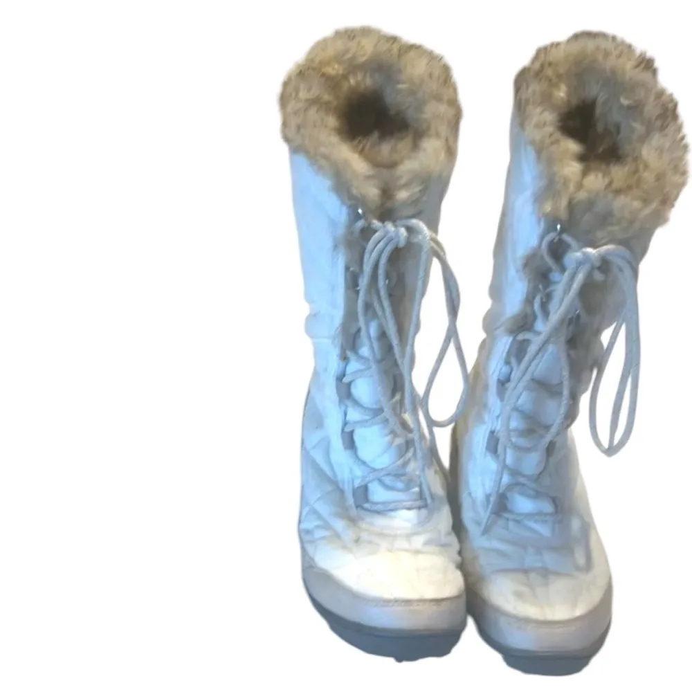 Columbia Minx Midi Snow boot size 9.5 - Image 2