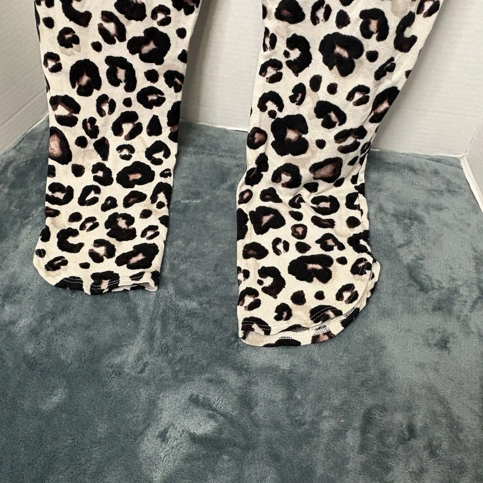 Women’s Leopard Print Pajama Set Size M - Image 10