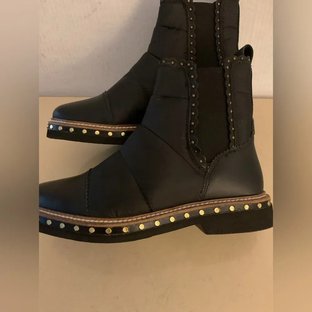 Free People women black leather canvas Chelsea Atlas boots Size 6.5 - Image 7