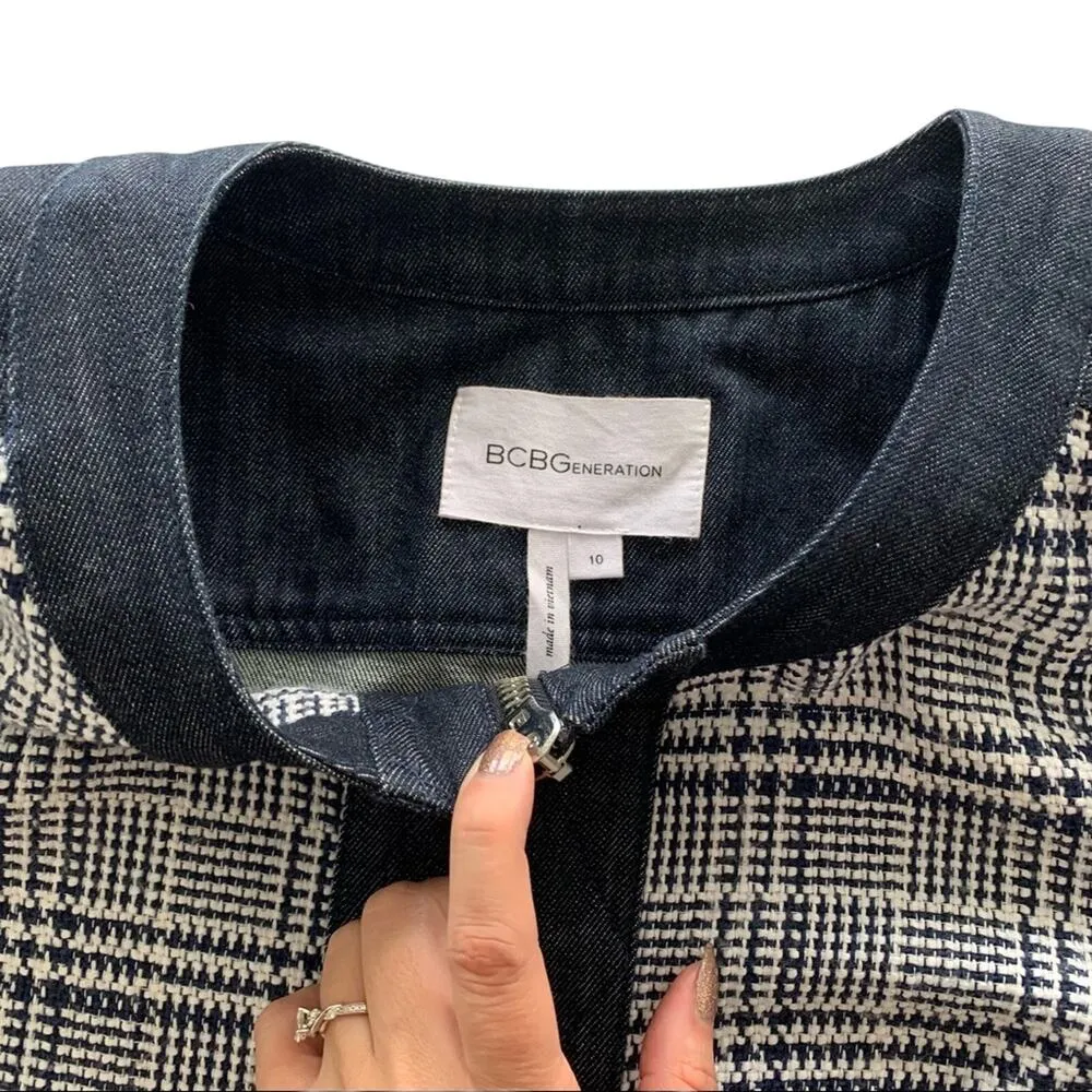 BCBGeneration Plaid Print & Denim Zip Up Blazer Jacket Women's Size 10 - Image 2