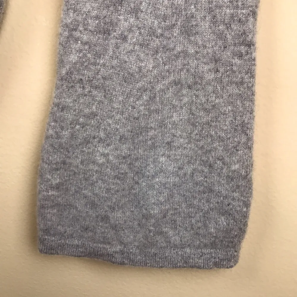 Saks Fifth Avenue Women’s Cashmere Gray Turtleneck Flare Sleeve Sweater - Image 4