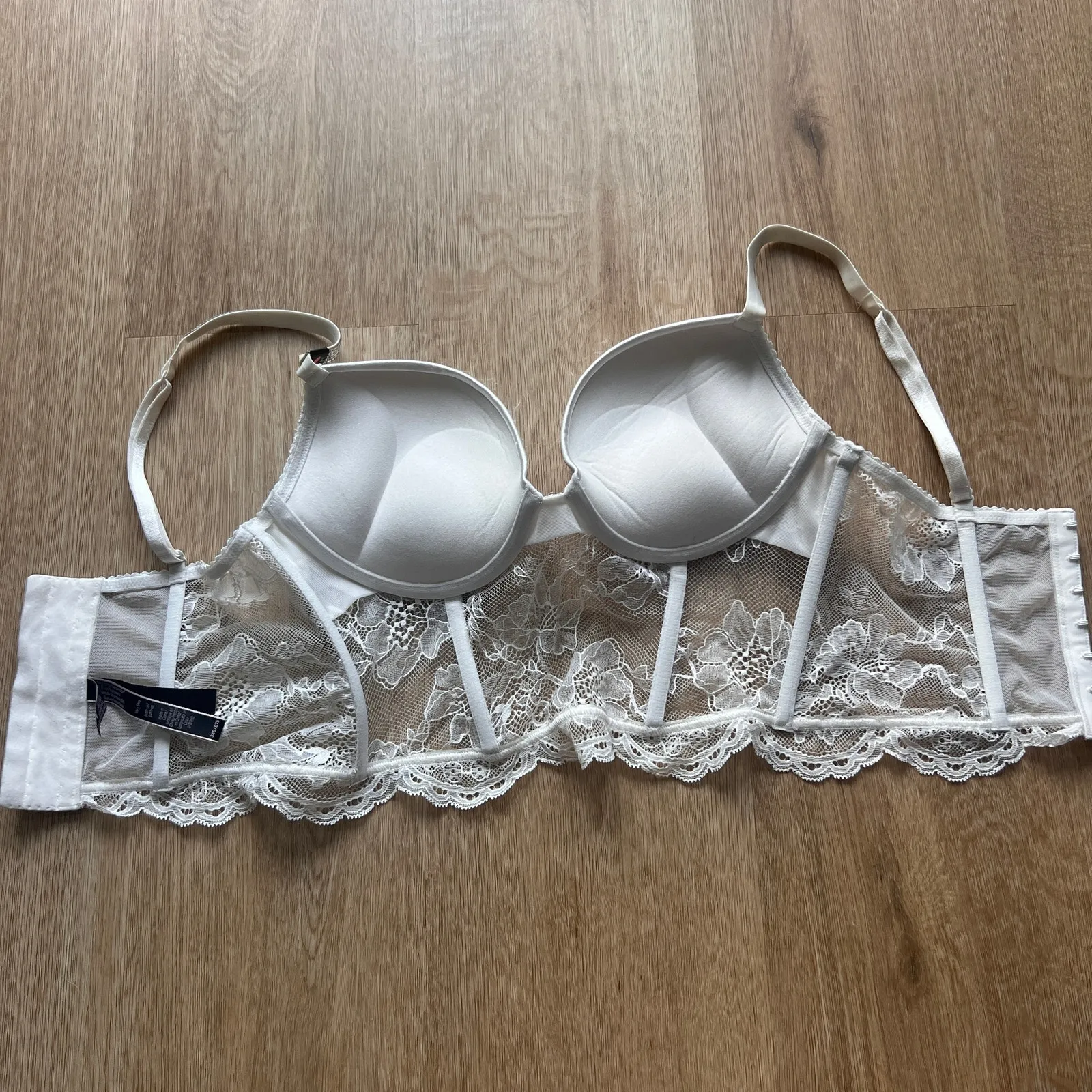 NWOT VS 34B Bombshell Shine Strap Lace Add - Image 4