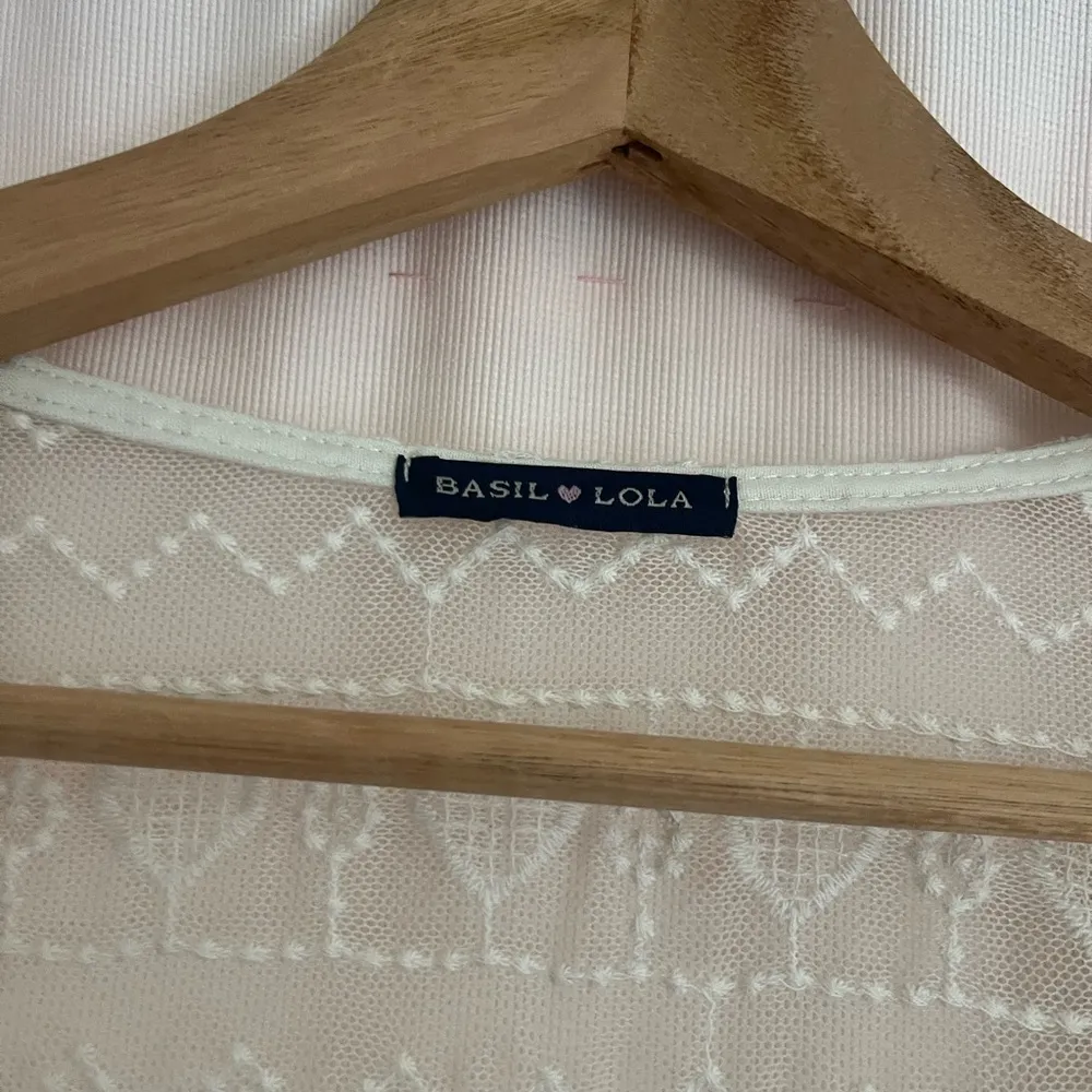 Cream Embellished Short Sleeve Blouse - Image 3