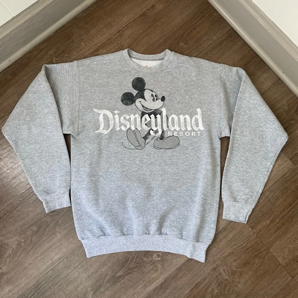 Hanes Disneyland Resort Crewneck Sweatshirt Mickey Mouse Grey Women’s Size S - Image 4