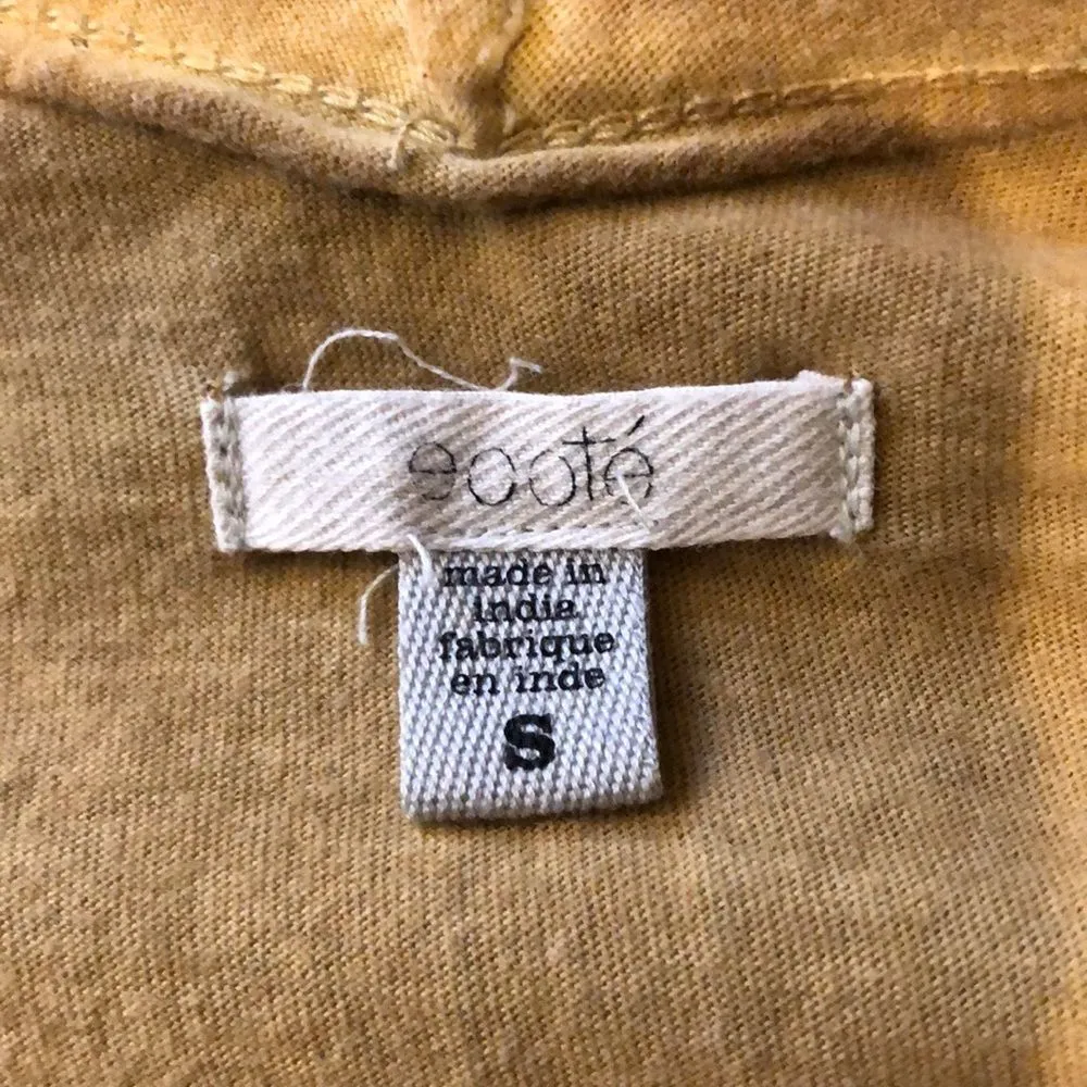 Ecote Gold Ruffled Front Vneck Cotton Tee S - Image 8