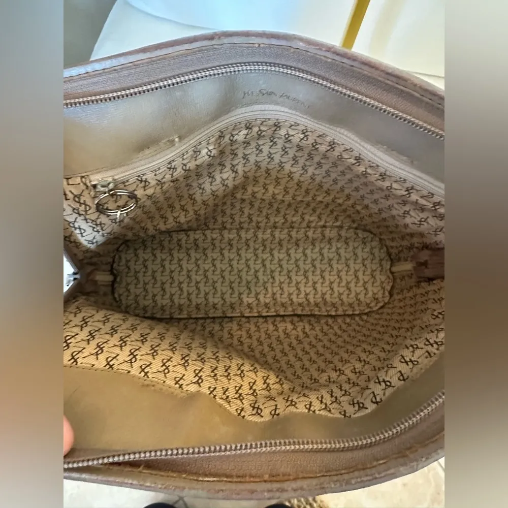 Yves Saint Laurent Autre Marque PVC Leather YSL Logo Giraffe Tote Vintage Tan - Image 10