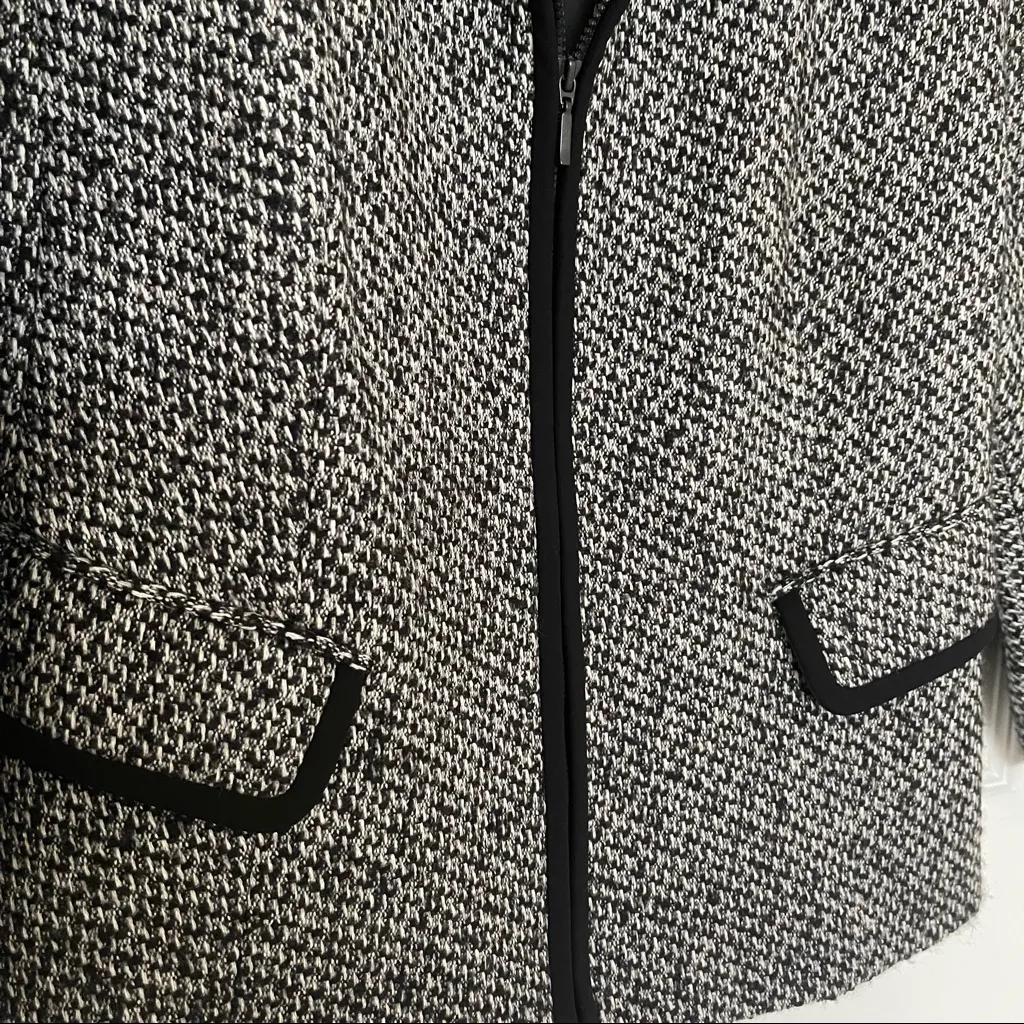 Lafayette 148 NY Career Tweed Blazer Jacket - Image 4