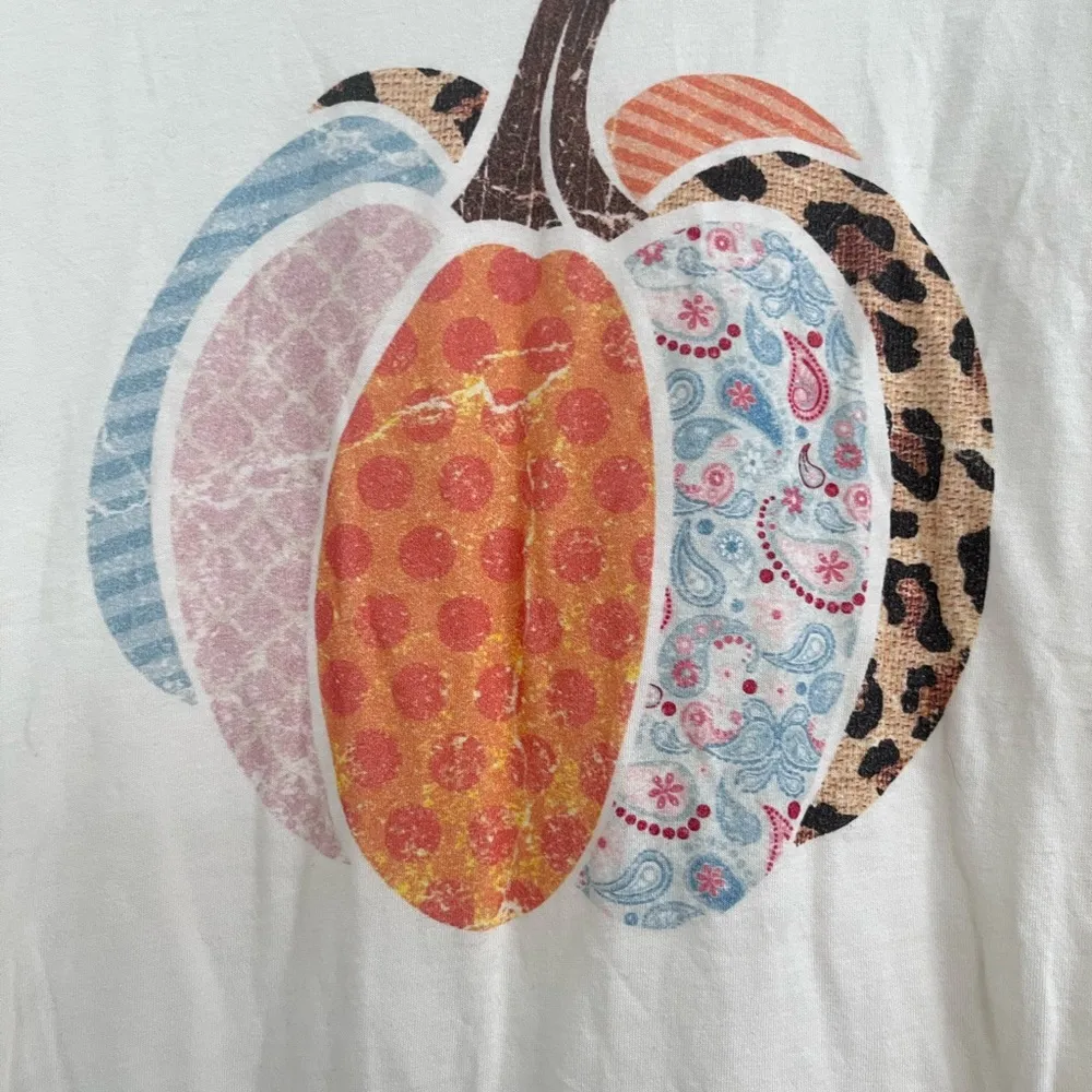 Bella+canvas womens patchwork pumpkin printed t-shirt cream small Fall Autumn - Image 2
