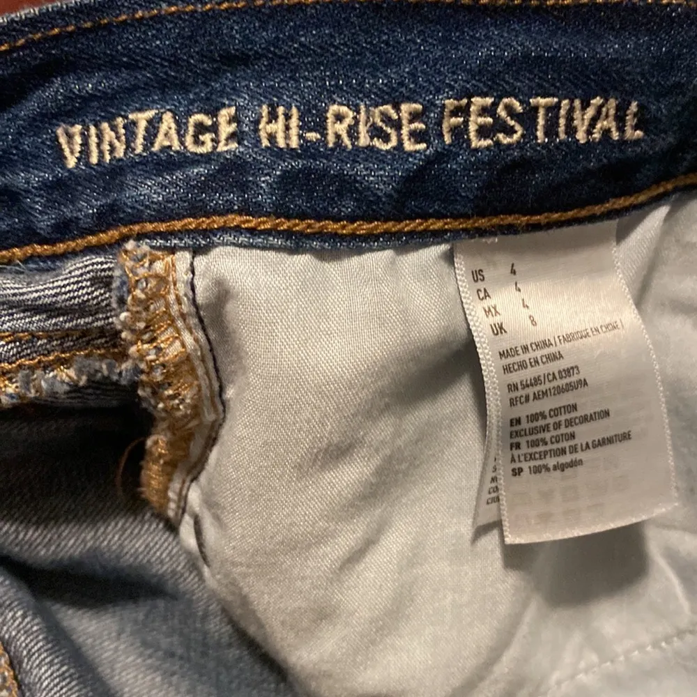 American Eagle Outfitters Hi-Rise Festival Distressed Jean Shorts Size 4 - Image 8