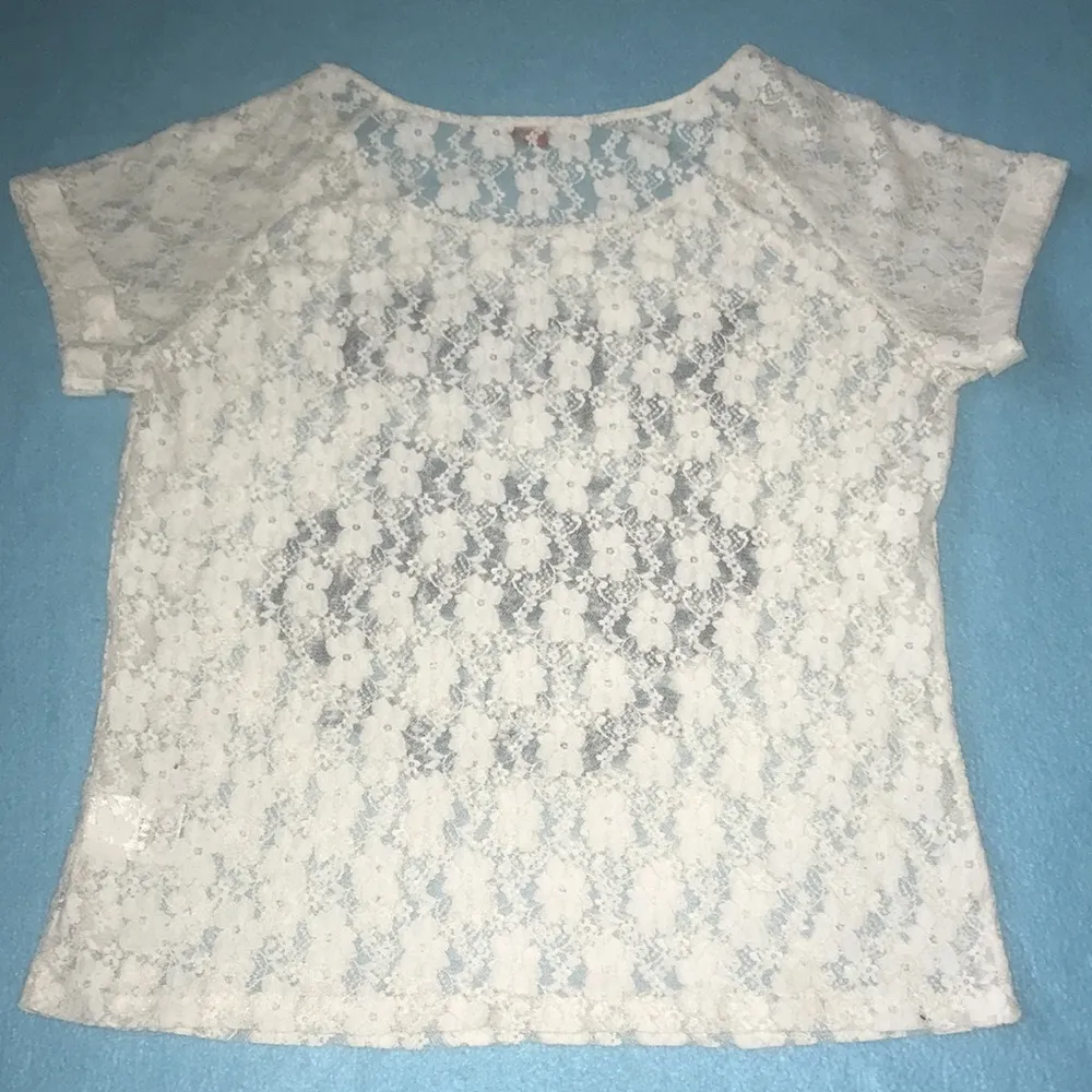 BONGO lace sheer top “Rebel American Made” motorcycle short cuffed sleeve size M - Image 2