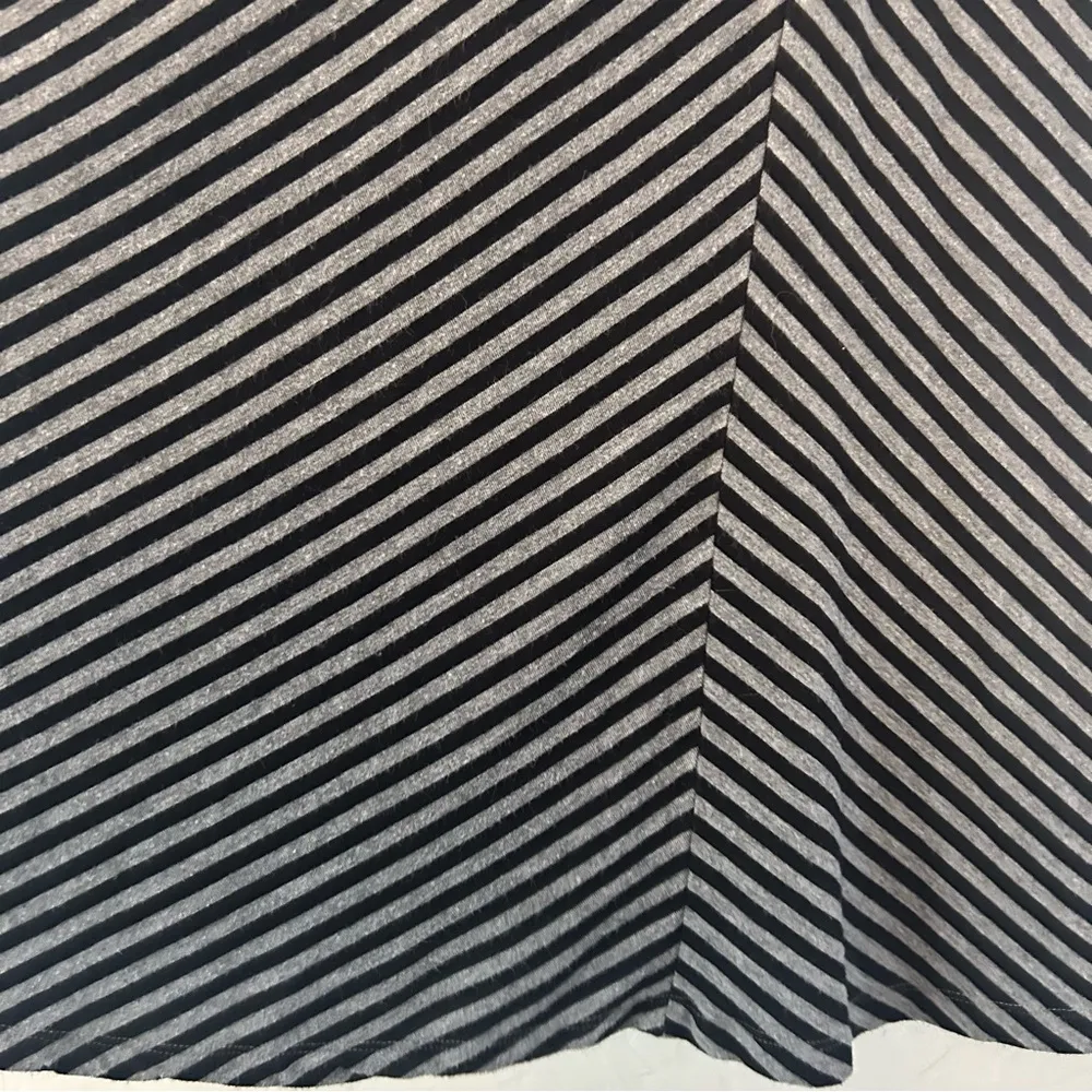 Style & Co a-line black and gray striped swing sleeveless dress size medium - Image 6