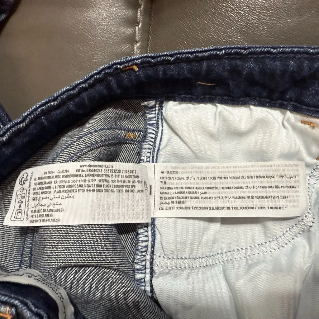 Abercrombie & Fitch The Vintage High Rise Flare Jeans - Image 6