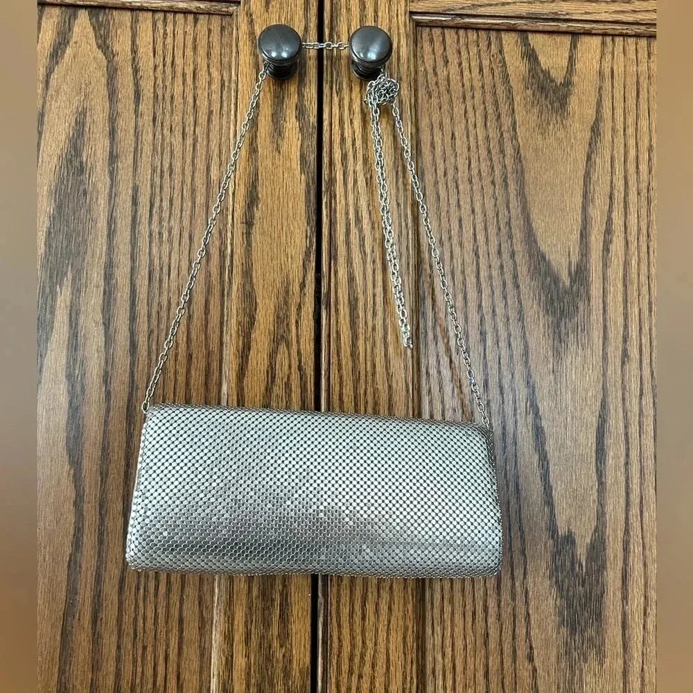 Vintage Gunne Sax | Silver Mesh Evening Bag with Bow Detail and Long Chain - Image 6