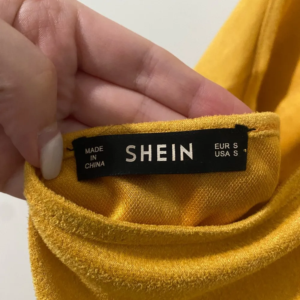 Shein Halter Tank Top with cut out design - Image 3