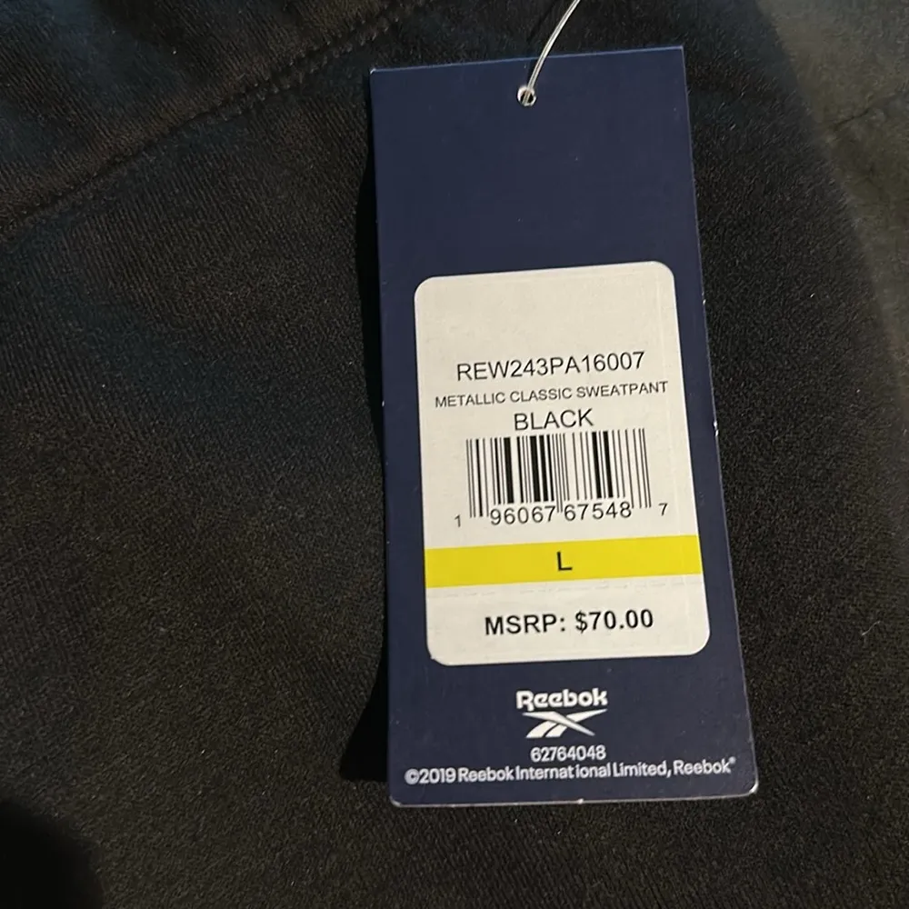 NWT Reebok Black joggers with side pockets - Image 8