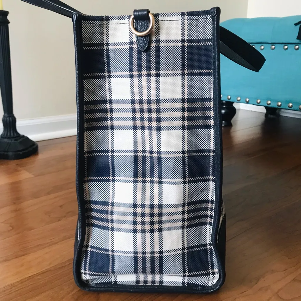 Dempsey Tote Bag 40 With Garden Plaid Print And Coach Patch, C8200 - Image 7