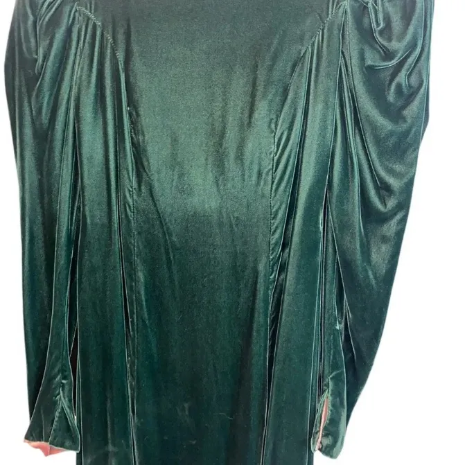 Vintage Forest Green Velvet Rhinestone Backless Bow dress
40s 80s fall holiday Size XS - Image 3