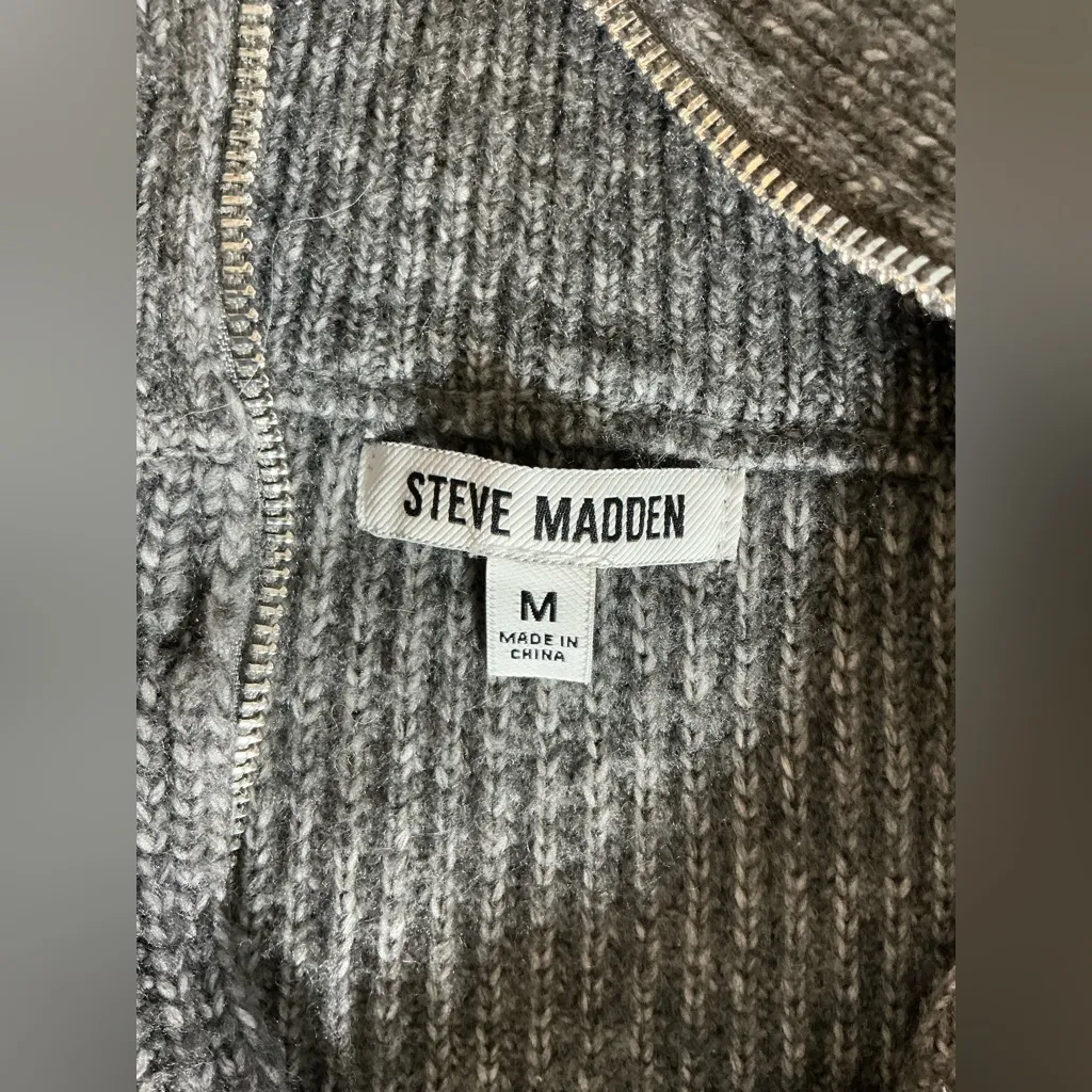 Modern STEVE MADDEN sweater 💖 - Image 8